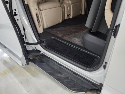 صورة 9 لـ 2025 Toyota ALPHARD