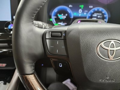 صورة 34 لـ 2025 Toyota ALPHARD