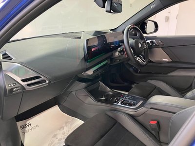 2025 BMW 1 SERIES 照片 3