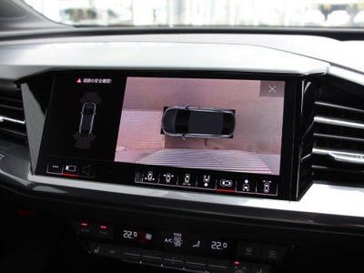 صورة 10 لـ 2025 AUDI Q4 SPORTBACK E-TRON