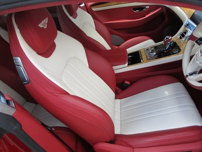 صورة 14 لـ 2019 Bentley CONTINENTAL