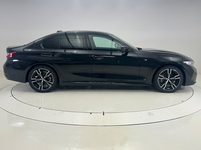 2026 BMW 3 SERIES photo 6