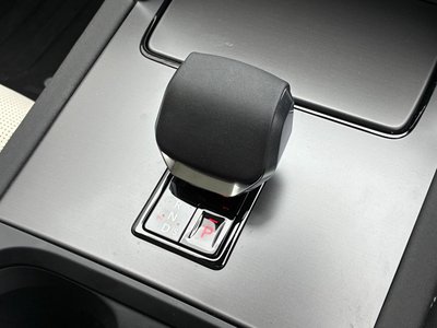 2025 LAND Rover DISCOVERY SPORT thumbnail 18