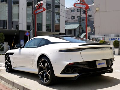 صورة 4 لـ 2020 Aston Martin DBS SUPERLEGGERA