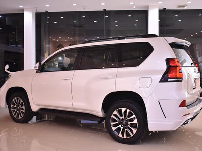 صورة 48 لـ 2023 Toyota LAND CRUISER PRADO