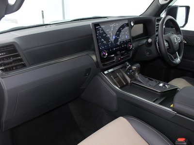 2025 Lexus GX 照片 37