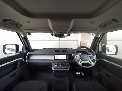 2021 LAND Rover DEFENDER photo 8