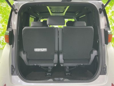 صورة 20 لـ 2025 Toyota ALPHARD