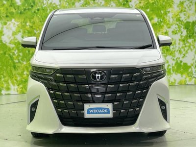 صورة 40 لـ 2025 Toyota ALPHARD