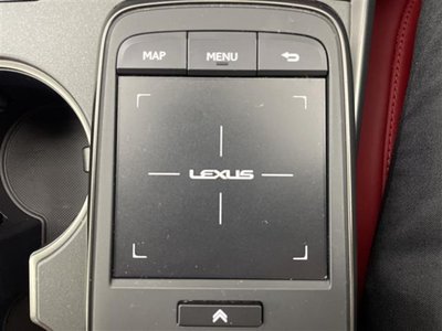 2023 Lexus IS thumbnail 30