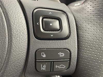 2023 Lexus IS photo 13