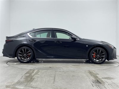 2023 Lexus IS thumbnail 41