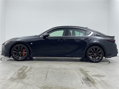2023 Lexus IS thumbnail 40