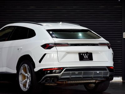 2019 Lamborghini URUS — фото 34