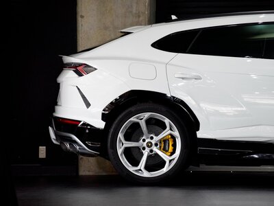 2019 Lamborghini URUS — фото 20