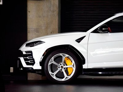 2019 Lamborghini URUS — фото 27