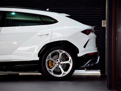 2019 Lamborghini URUS — фото 28