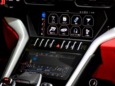 2019 Lamborghini URUS — фото 57