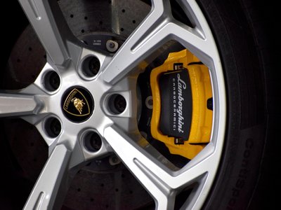 2019 Lamborghini URUS — фото 24