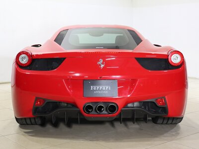 صورة 8 لـ 2010 Ferrari 458 ITALIA