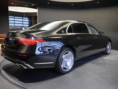 2025 Mercedes-BENZ S-CLASS MAYBACH photo 5