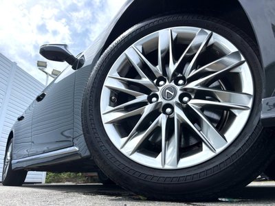 2018 Lexus LS thumbnail 18