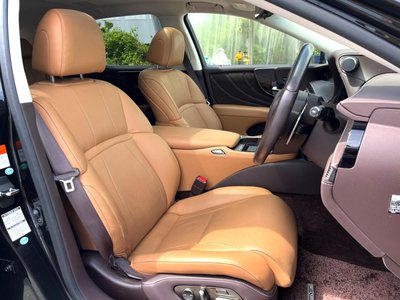 2018 Lexus LS photo 12