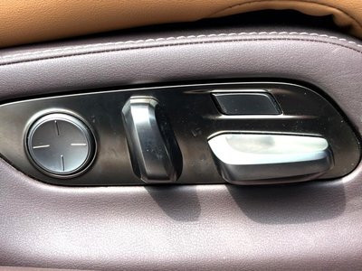 2018 Lexus LS thumbnail 47