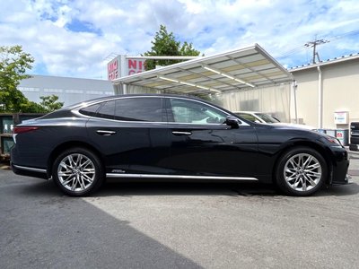 2018 Lexus LS thumbnail 24