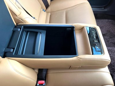 2018 Lexus LS thumbnail 45
