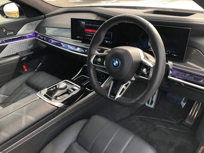 2024 BMW I7 thumbnail 27