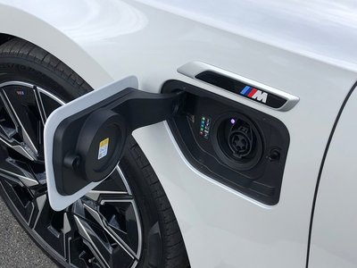 2024 BMW I7 thumbnail 42