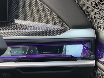 2024 BMW I7 thumbnail 64