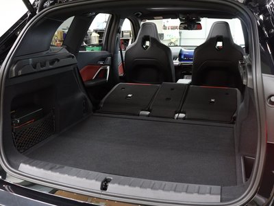 2024 BMW X1 photo 10