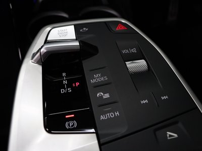2024 BMW X1 thumbnail 45