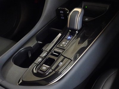 2024 Toyota CROWN SPORT photo 15