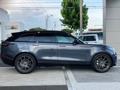 2025 LAND Rover RANGE ROVER VELAR thumbnail 17