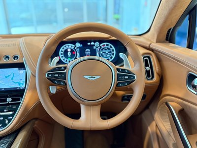 صورة مصغرة 36 لـ 2023 Aston Martin DBX