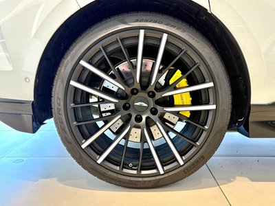 صورة 14 لـ 2023 Aston Martin DBX