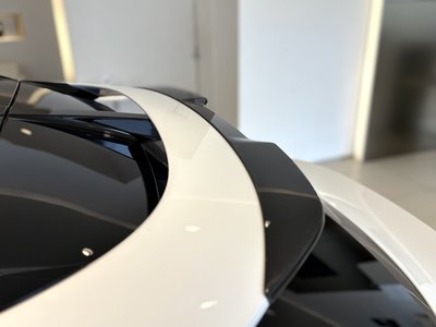 صورة مصغرة 21 لـ 2023 Aston Martin DBX