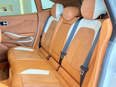 صورة مصغرة 33 لـ 2023 Aston Martin DBX