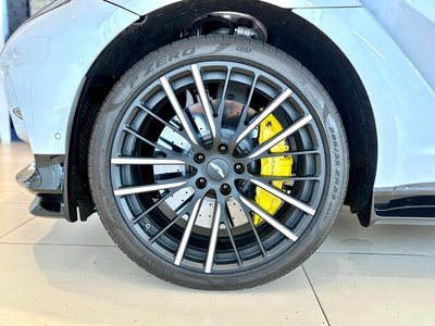 صورة مصغرة 23 لـ 2023 Aston Martin DBX