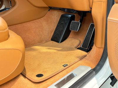 صورة مصغرة 40 لـ 2023 Aston Martin DBX