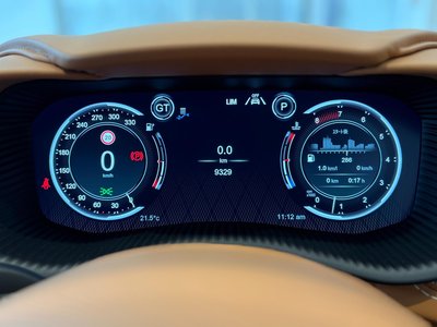 صورة مصغرة 42 لـ 2023 Aston Martin DBX