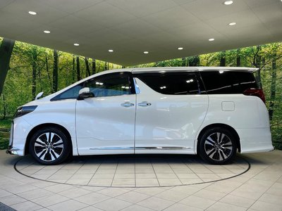 صورة 65 لـ 2023 Toyota ALPHARD