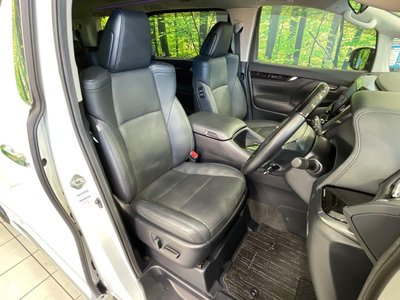 صورة 7 لـ 2023 Toyota ALPHARD
