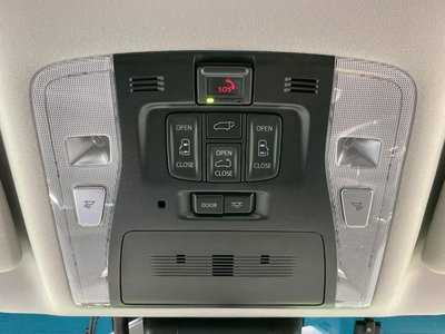 صورة 38 لـ 2023 Toyota ALPHARD