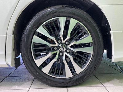 صورة 70 لـ 2023 Toyota ALPHARD