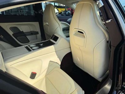 2015 Aston Martin RAPIDE — миниатюра 38