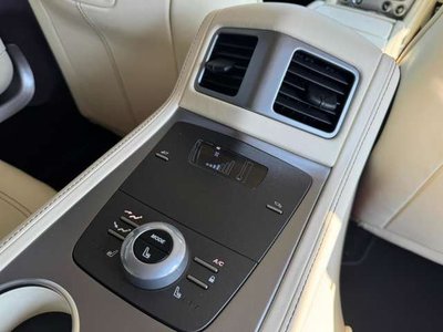 2015 Aston Martin RAPIDE — миниатюра 42